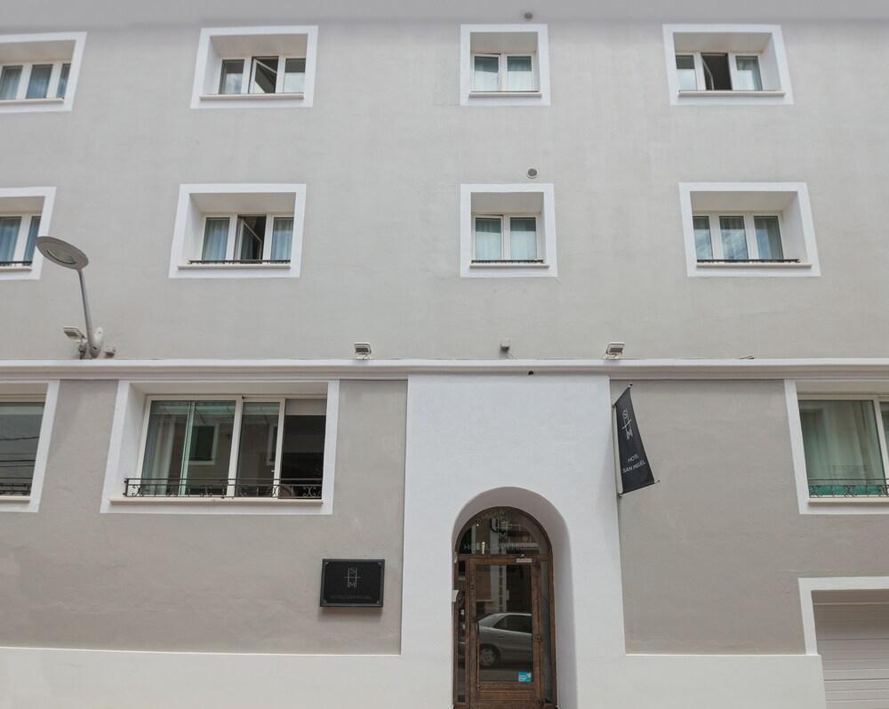Hotel San Miguel Mahon  Exterior photo